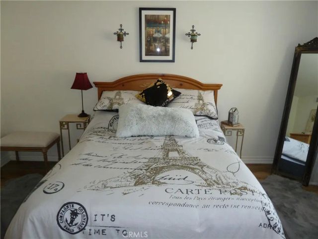 411 Newcastle Street, Thousand Oaks, CA 91361