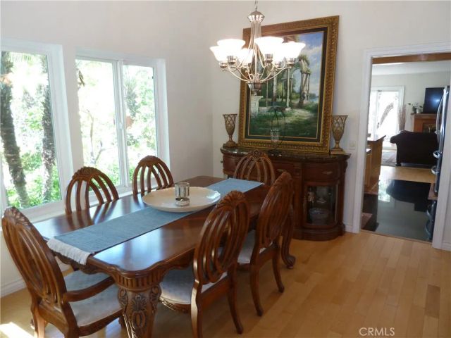 411 Newcastle Street, Thousand Oaks, CA 91361