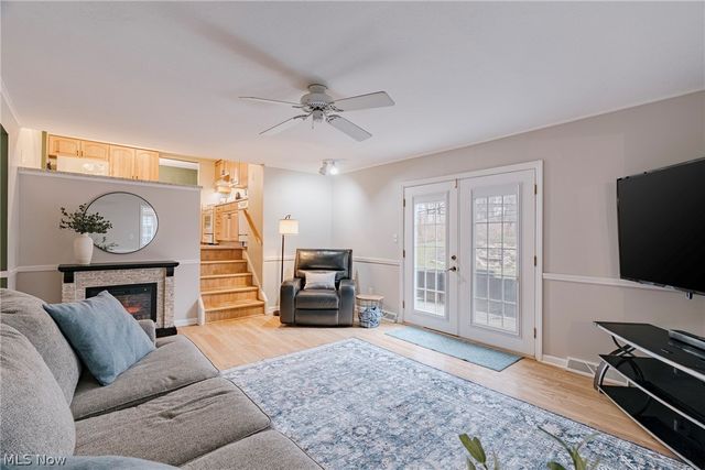 5301 Regency Drive, Parma, OH 44129