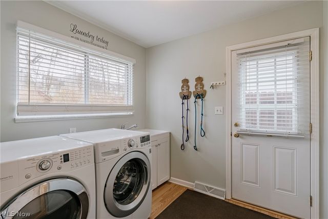 5301 Regency Drive, Parma, OH 44129