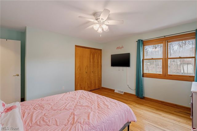 5301 Regency Drive, Parma, OH 44129