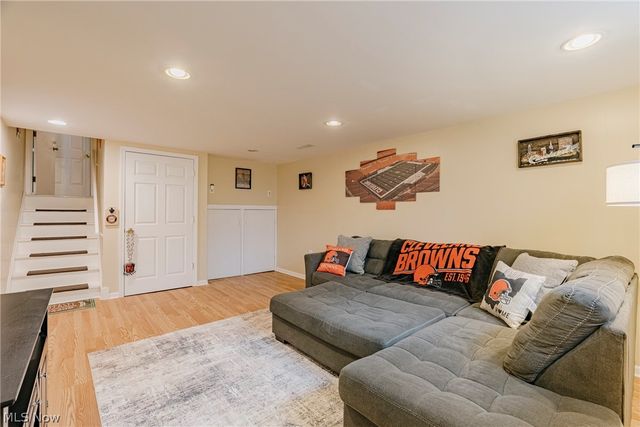 5301 Regency Drive, Parma, OH 44129