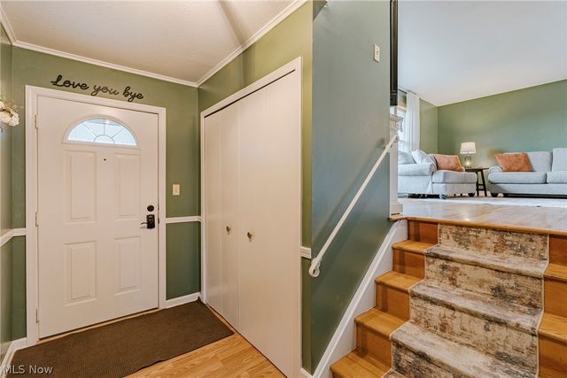 5301 Regency Drive, Parma, OH 44129