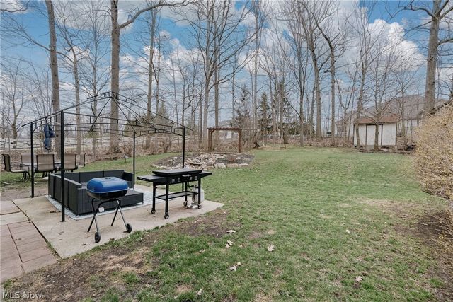 5301 Regency Drive, Parma, OH 44129