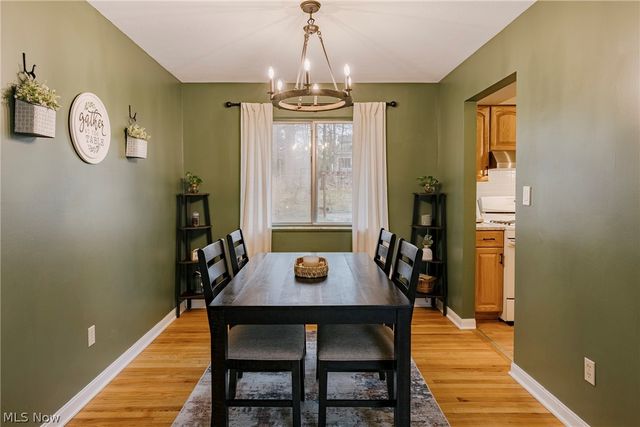 5301 Regency Drive, Parma, OH 44129