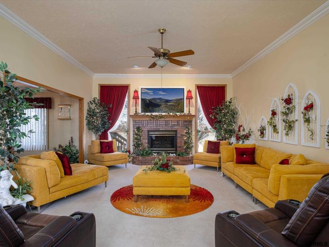 2304 N 150 Avenue, Omaha, NE 68116