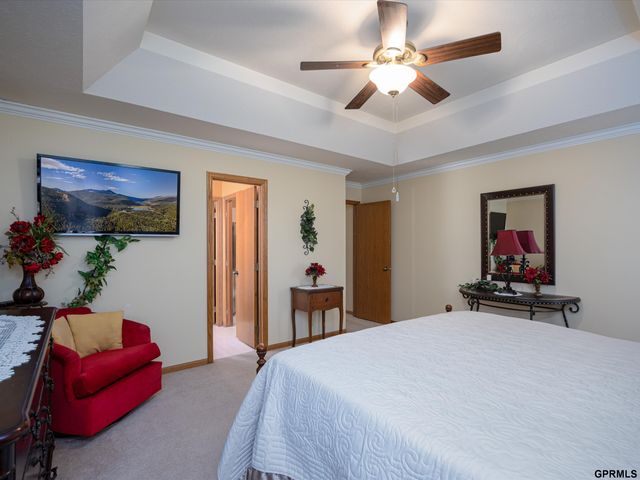 2304 N 150 Avenue, Omaha, NE 68116