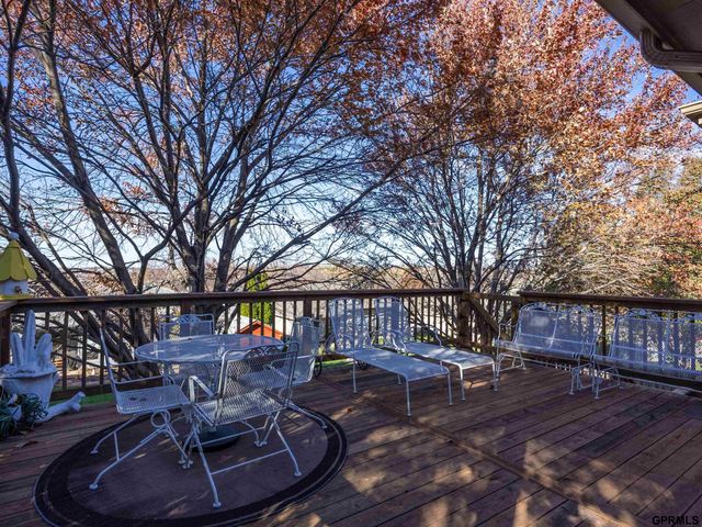 2304 N 150 Avenue, Omaha, NE 68116