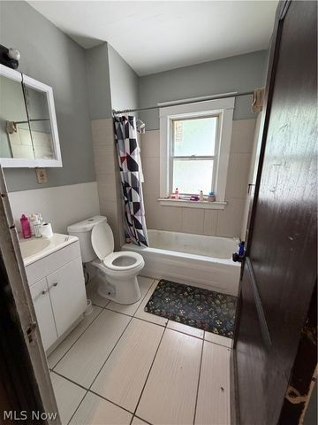 916 E 144th Street, Cleveland, OH 44110