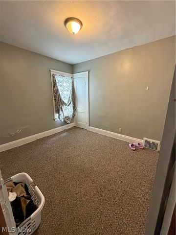 916 E 144th Street, Cleveland, OH 44110