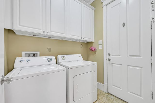 6 Barque Lane, Galveston, TX 77554