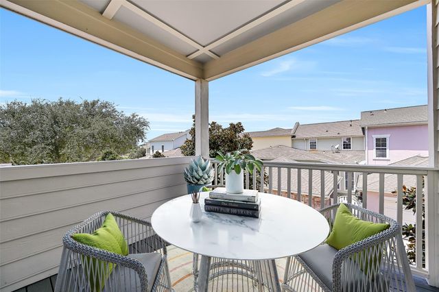 6 Barque Lane, Galveston, TX 77554