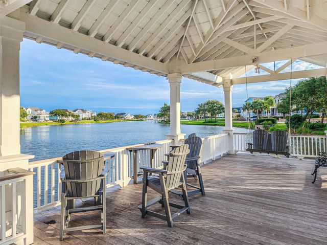 6 Barque Lane, Galveston, TX 77554