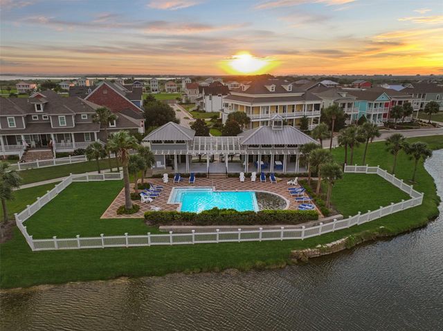 6 Barque Lane, Galveston, TX 77554