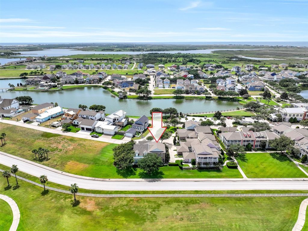 6 Barque Lane, Galveston, TX 77554