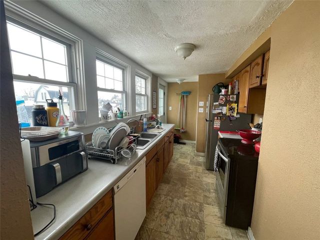 79 Grant Ave, Bellevue, PA 15202