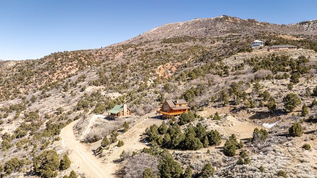 1827 S HIGH CEDAR VIEW DR, Cedar City, UT 84720