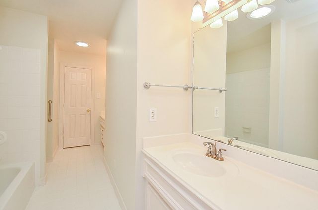 15814 El Dorado Oaks Drive, Houston, TX 77059