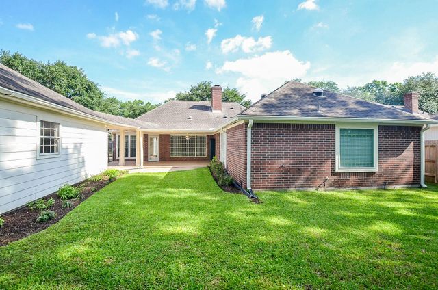 15814 El Dorado Oaks Drive, Houston, TX 77059