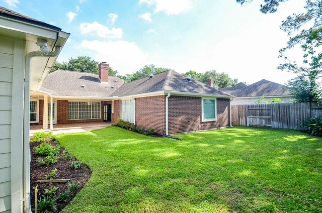 15814 El Dorado Oaks Drive, Houston, TX 77059