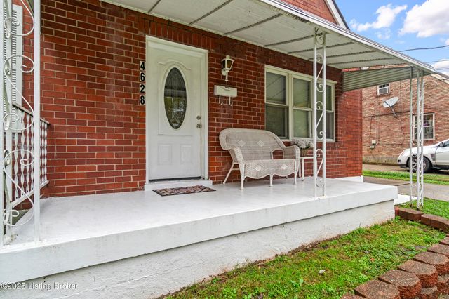 4628 Kiefer Rd, Louisville, KY 40216