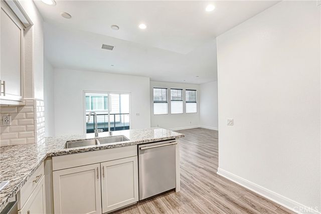 572 E Imperial, El Segundo, CA 90245