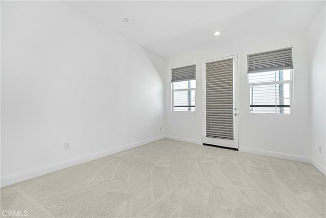 572 E Imperial, El Segundo, CA 90245