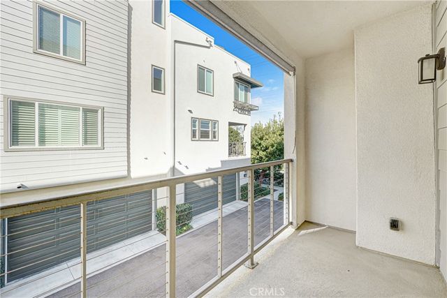 572 E Imperial, El Segundo, CA 90245