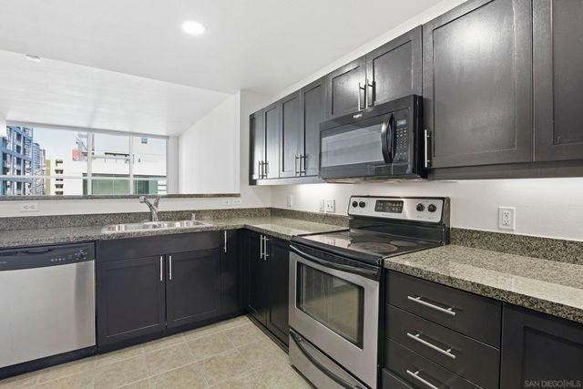 253 10Th Ave 733, San Diego, CA 92101