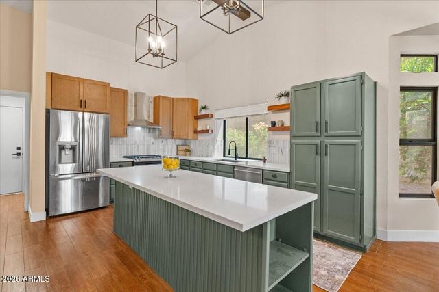 9039 W UTOPIA Road, Peoria, AZ 85382