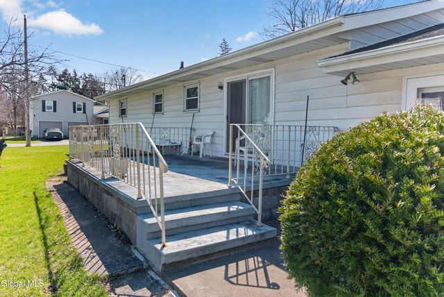 20 Willow Street, Rotterdam, NY 12306
