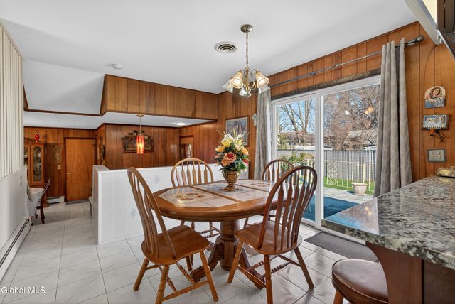 20 Willow Street, Rotterdam, NY 12306