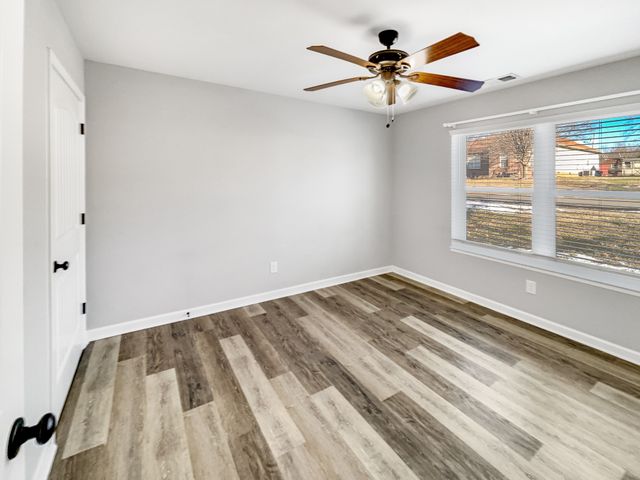 7689 S Swift Rd, Goodlettsville, TN 37072