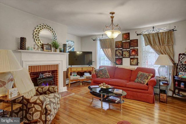 228 W MAIN ST, Sharpsburg, MD 21782
