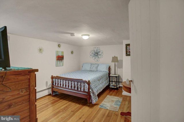 228 W MAIN ST, Sharpsburg, MD 21782