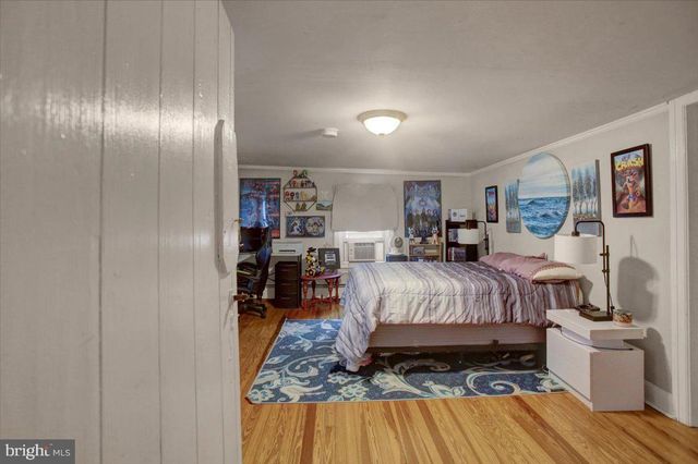 228 W MAIN ST, Sharpsburg, MD 21782