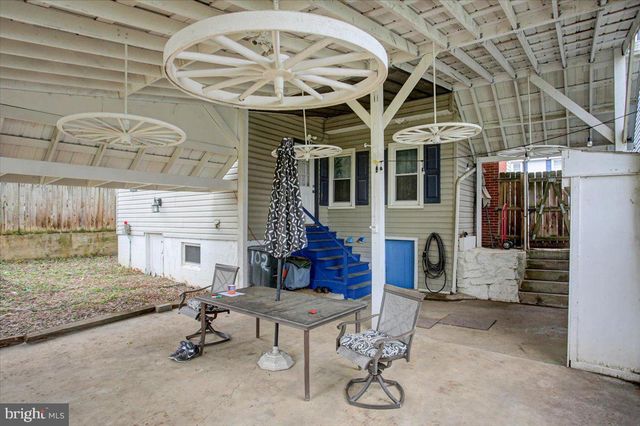228 W MAIN ST, Sharpsburg, MD 21782