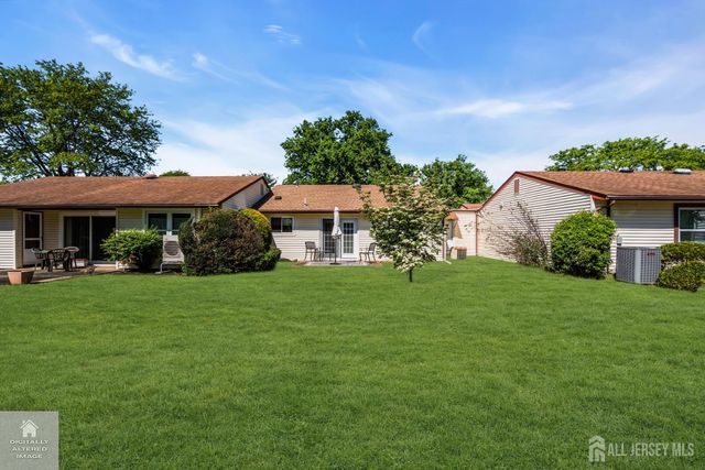 150 Maclura Plaza C, Monroe, NJ 08831