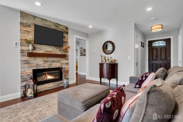 150 Maclura Plaza C, Monroe, NJ 08831