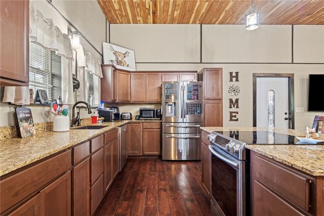 15075 Prairie Grove Lake Road, Prairie Grove, AR 72753