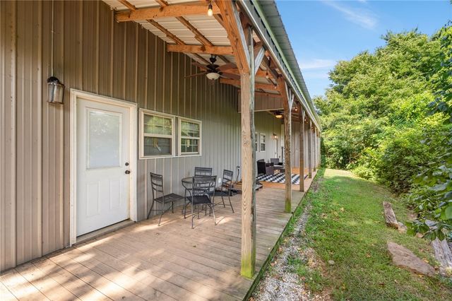 15075 Prairie Grove Lake Road, Prairie Grove, AR 72753