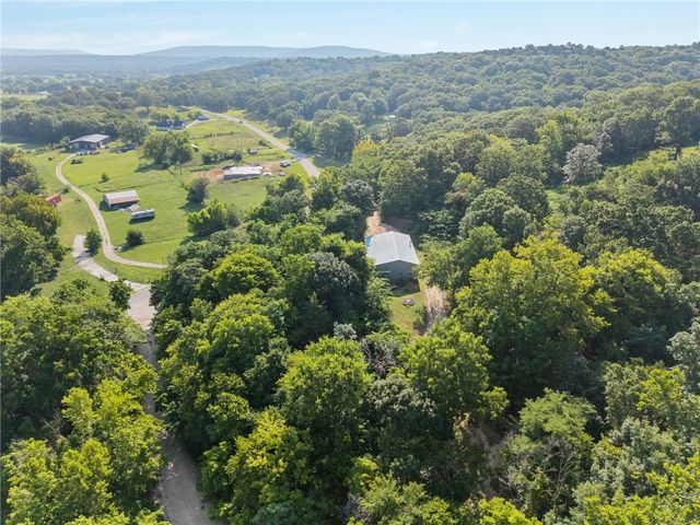 15075 Prairie Grove Lake Road, Prairie Grove, AR 72753