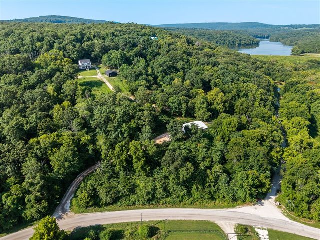 15075 Prairie Grove Lake Road, Prairie Grove, AR 72753