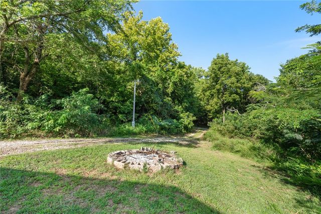 15075 Prairie Grove Lake Road, Prairie Grove, AR 72753