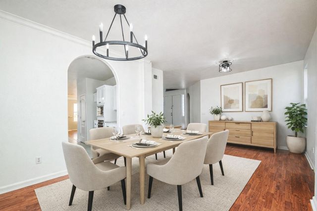 2707 E Omaha Avenue, Fresno, CA 93720