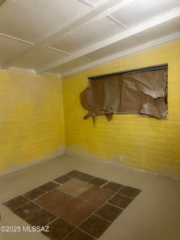 4842 N Plane Avenue, Tucson, AZ 85705