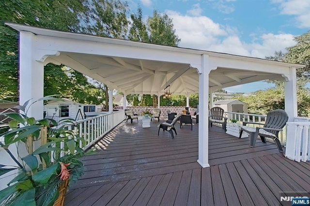 112 Elmwood Drive, Elmwood Park, NJ 07407