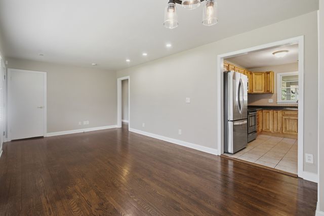4207 Glynda Dr, Nashville, TN 37216