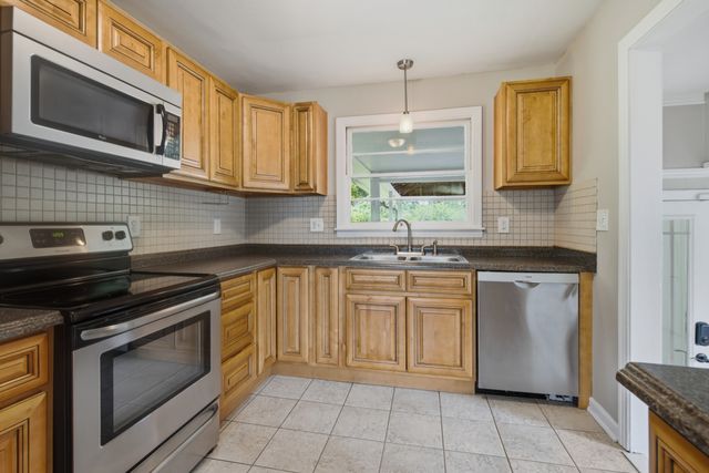 4207 Glynda Dr, Nashville, TN 37216