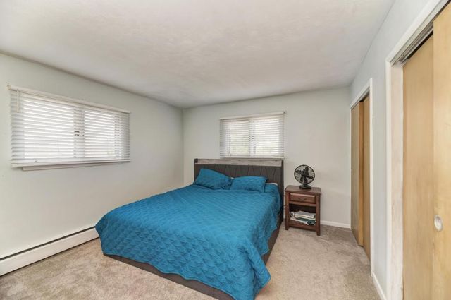 407 Farmington Avenue, Joliet, IL 60435